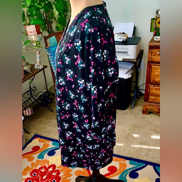 Woman’s Tunic Tops Size M - Picture 10 of 12